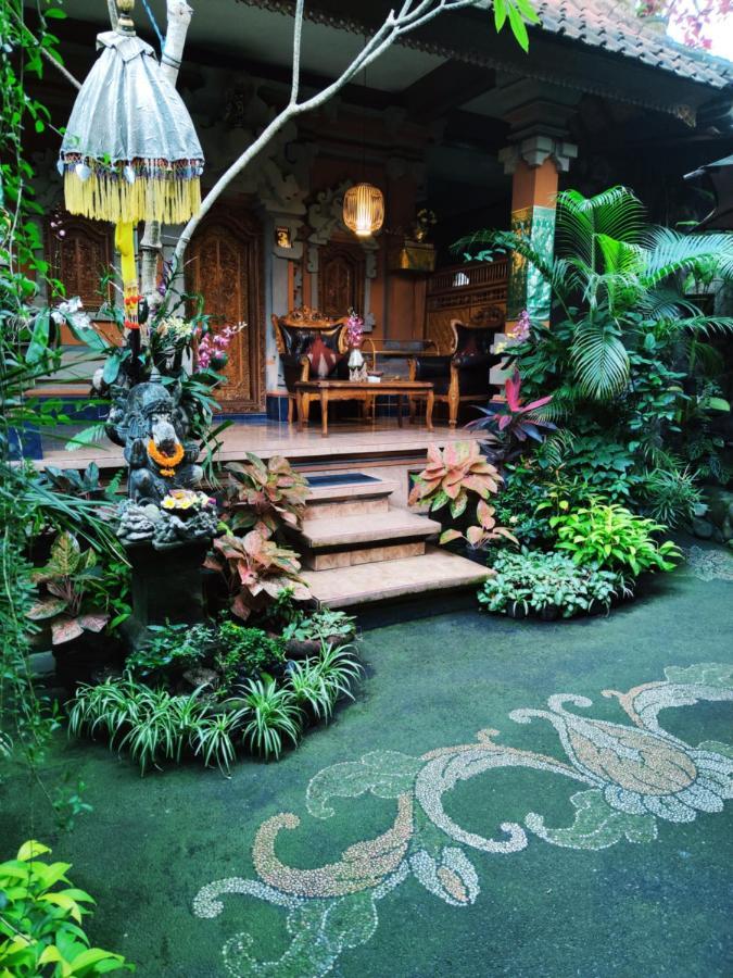 ウブドプラテー ホーム ステイアパートメント エクステリア 写真
